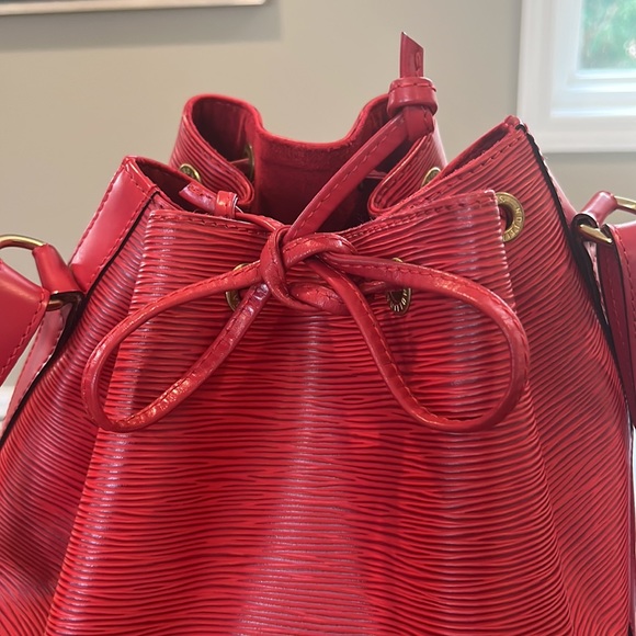 Authentic Louis Vuitton Red Epi Bag - Picture 4 of 14